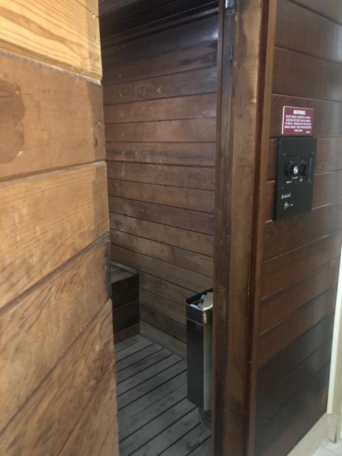 Naples Dream At Wtc With Heated Pool Spa Sauna 7 Bicycles And 3 Mls To Beach Екстер'єр фото